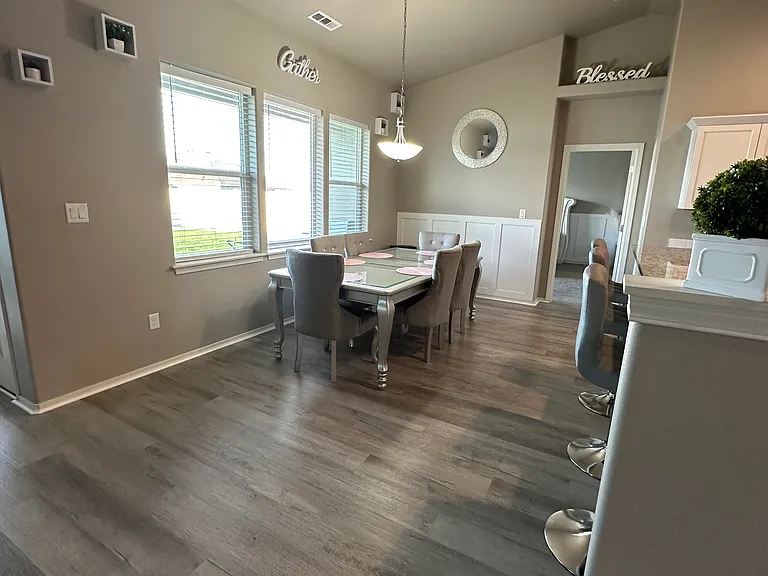 7705 Cassiar Dr — Photo 20