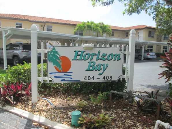 408 Tudor Dr APT 1A, Cape Coral, FL 33904