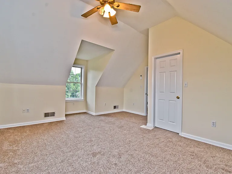602 Fish Hill Rd — Photo 16