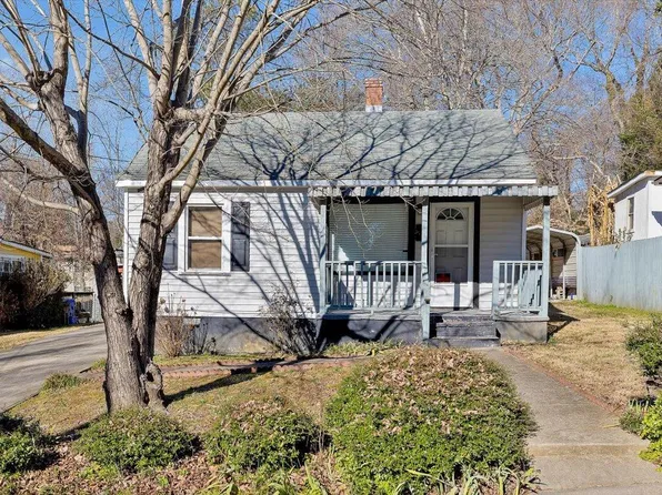 223 Knolls St, Chapel Hill, NC 27516