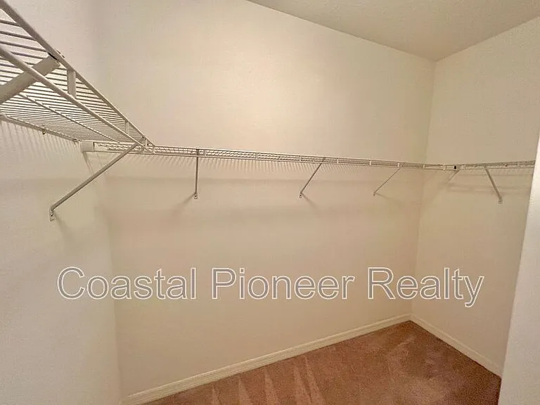 2123 Roanoke Springs Dr — Photo 16