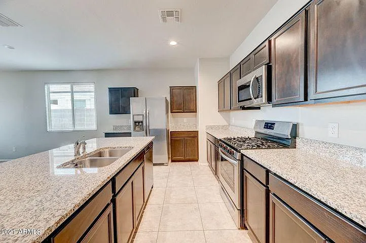 31080 W Whitton Ave — Photo 7
