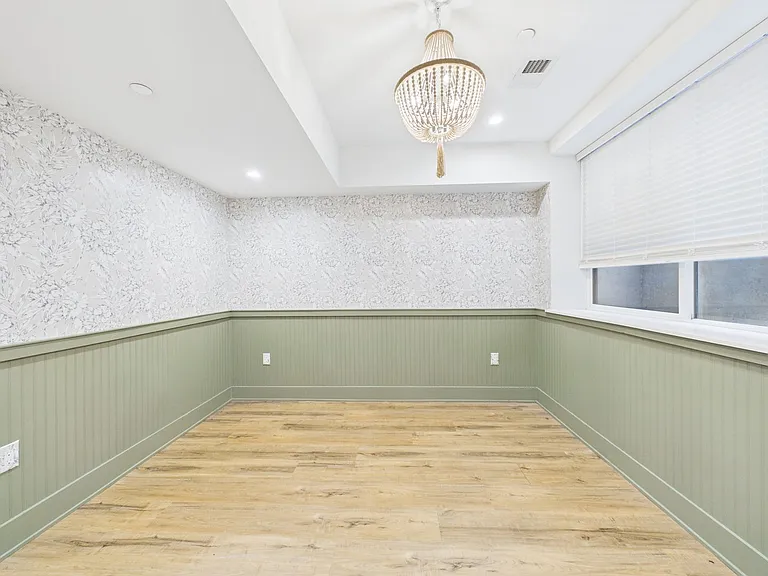 212 Bainbridge St #3 — Photo 19
