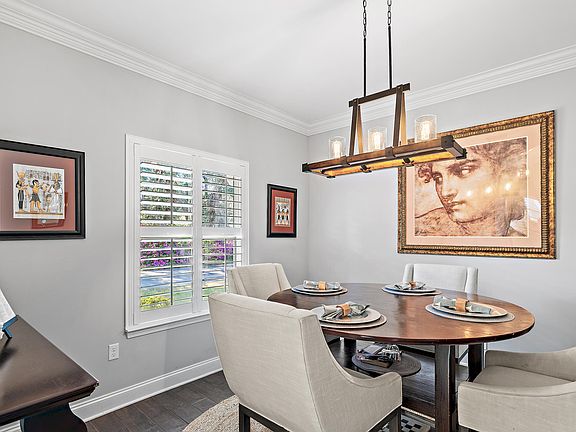 5th image of 340 Elliott Rd SE