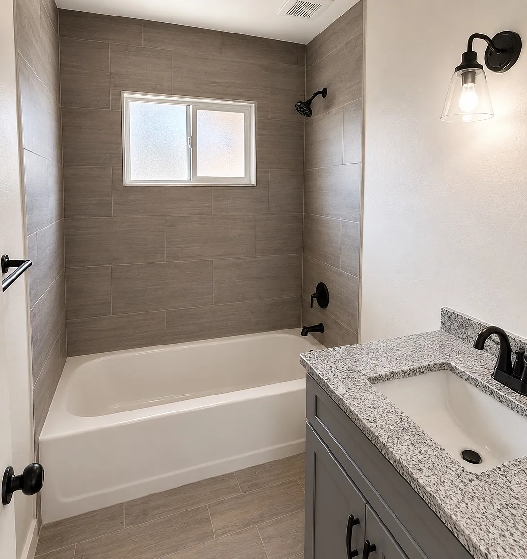 2 bed, 825 sqft, $1,400 — Photo 2