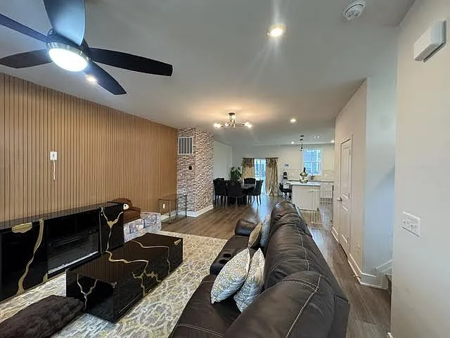 149 Choke Cherry Ct — Photo 7
