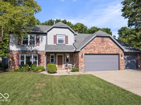 356 Stoneybrook Grove Dr, Greenwood, IN 46142