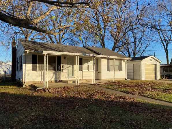 50 S Elm St, Breese, IL 62230