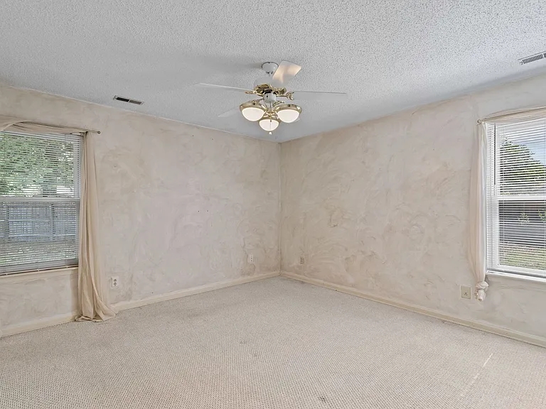 904 Scarlet Oak Ct N — Photo 13