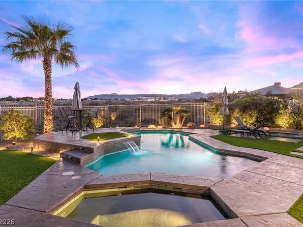 9601 Canyon Mesa Dr, Las Vegas, NV 89144