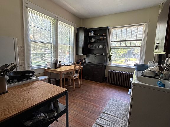 2nd image of 624B Woodruff Place Middle Dr
