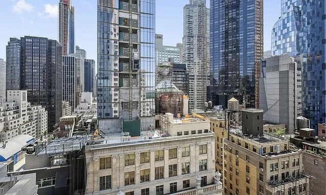 Rented by Keller Williams NYC | media 18