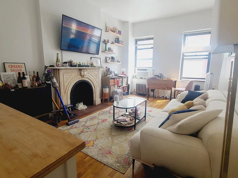 316 Lexington Ave #2F
