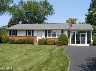 24104 Woodfield School Rd, Gaithersburg, MD 20882