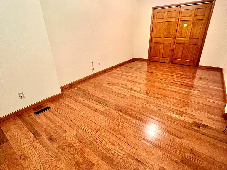 950 Route 17M — Photo 17
