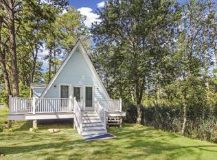 5121 Deep Hole Rd, Chincoteague Island, VA 23336