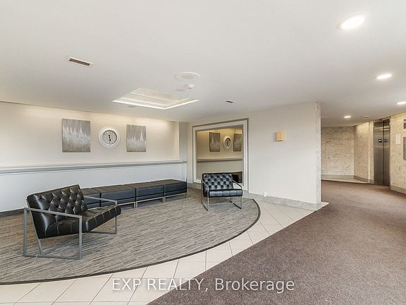 4th image of 915 Elmsmere Rd #706