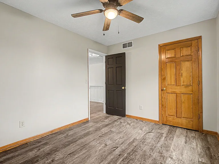 2242 Rosina Dr — Photo 28