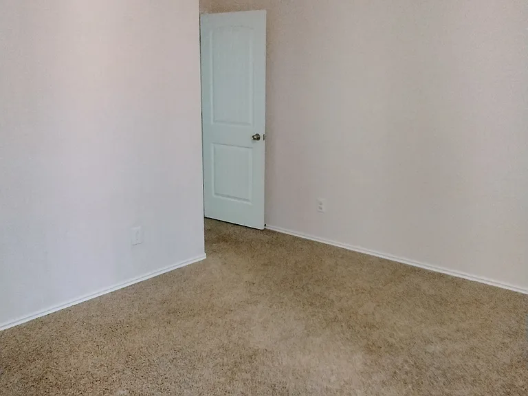 23818 San Barria Dr — Photo 9