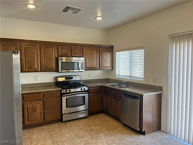 10600 Cold Mountain Ave — Photo 9
