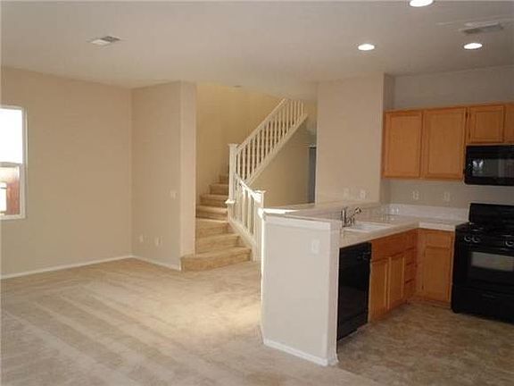 3rd image of 2400 Wisteria Way