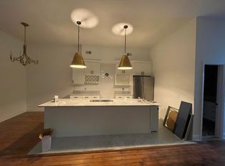 14 W State St APT 2, Savannah, GA 31401