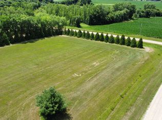 1 343rd St, Watkins, MN 55389