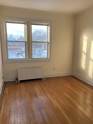 Rented by Richard Macias, LREB | media 24