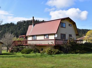 364 Airport Perimeter, Anacortes, WA 98221