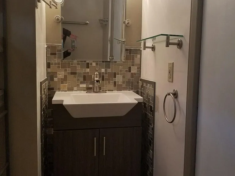 334 NE 58th St #1 — Photo 8