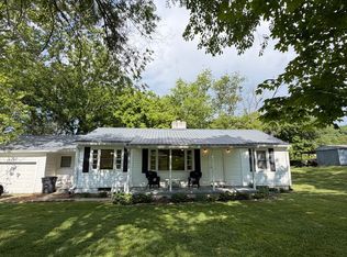 819 Summerville Rd, Kingsport, TN 37663