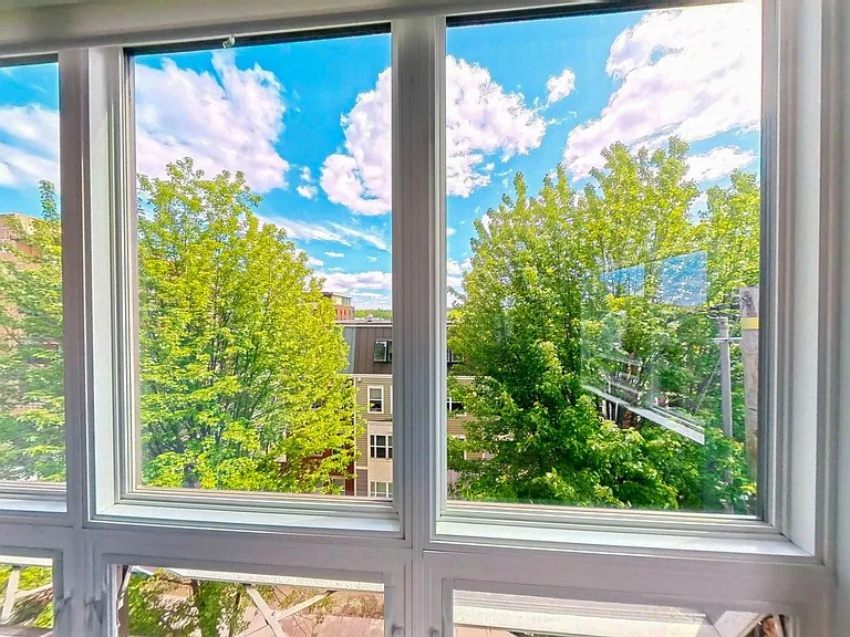 City Lights Modern, Luxury Living in Downtown Winooski — Photo 20
