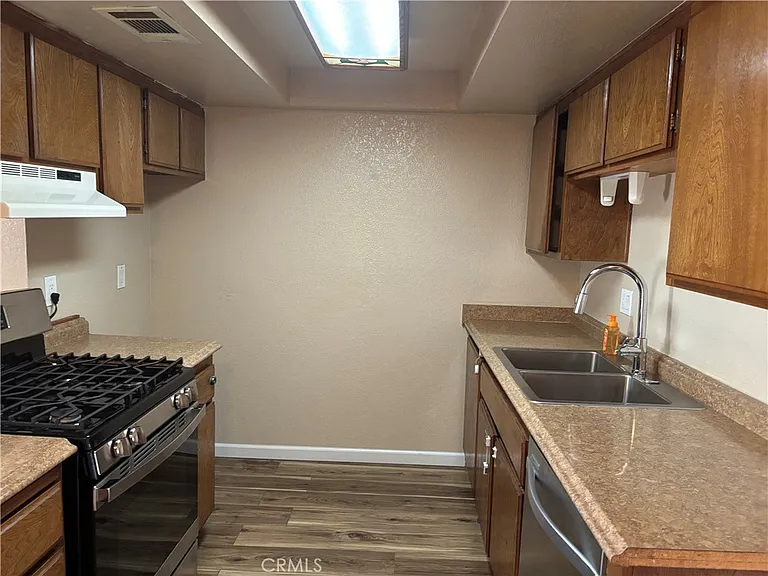 2469 W Acacia Ave #2469 — Photo 6