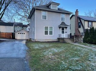 503 Briarwood Ave SE, East Grand Rapids, MI 49506