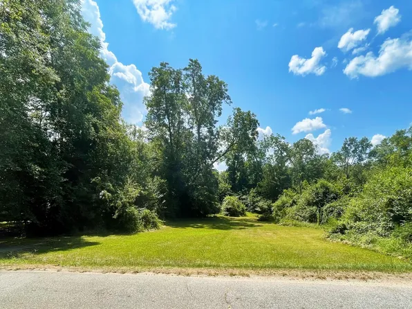 319 Taylor St, Barnesville, GA 30204