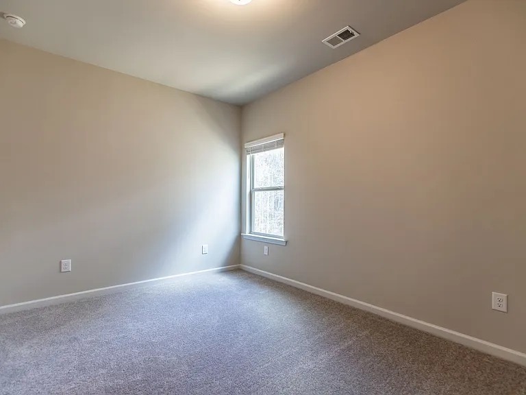 185 Cherokee Reserve Cir — Photo 23