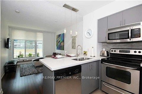 3rd image of 8 Scollard St S #605