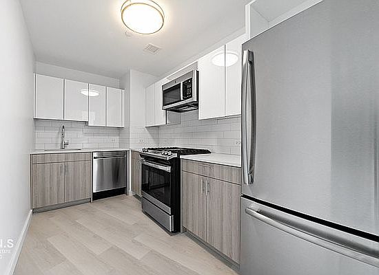 4th image of 800 Flatbush Ave APT 922