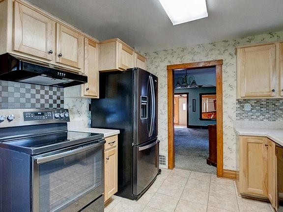 5th image of 4131 10th St