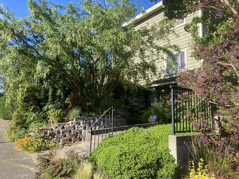8010 Interlake Ave N #E — Photo 7