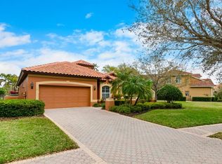 9803 Sago Point Dr, Seminole, FL 33777