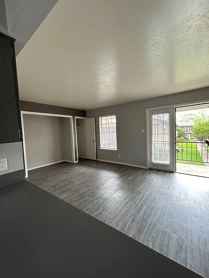 Archer Village Apartments — Photo 2