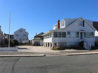 41 12th Ave, Seaside Park, NJ 08752