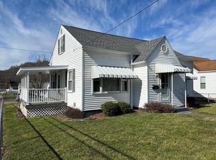 402 James St, New Martinsville, WV
