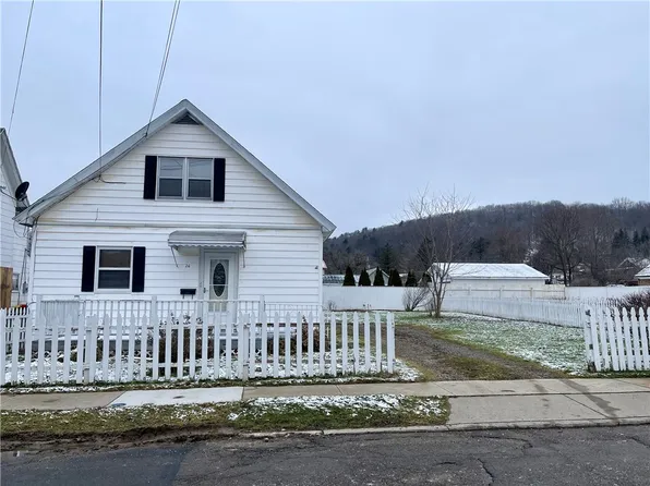 26 Hobson Pl, Bradford, PA 16701
