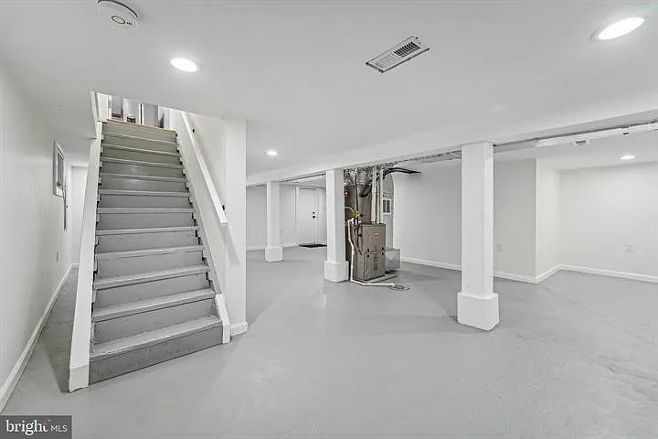 3911 Chatham Rd — Photo 35
