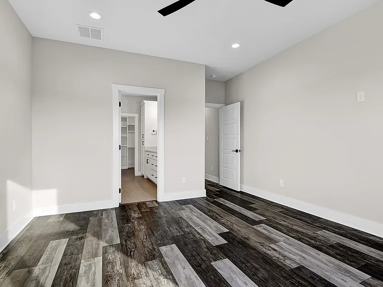 1808 Aleia Cv — Photo 9