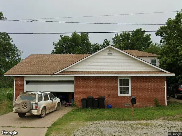 3734 W North Ave, Ponca City, OK 74601