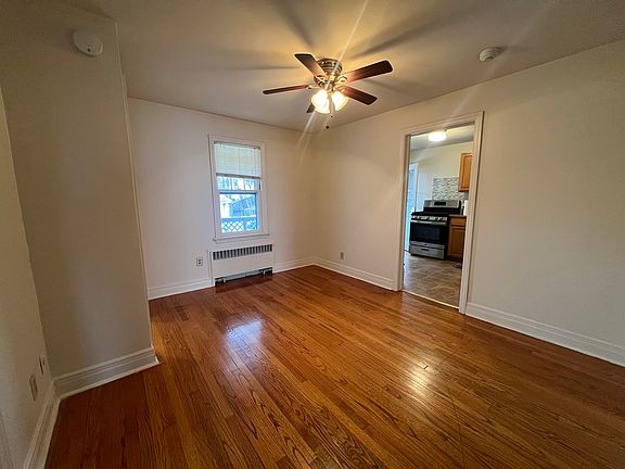 3rd image of 8 Ryckman Ave Unit 3