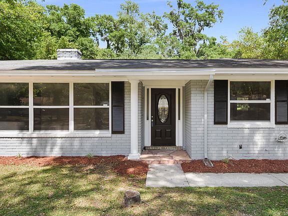 2nd image of 2767 Birchwood Dr